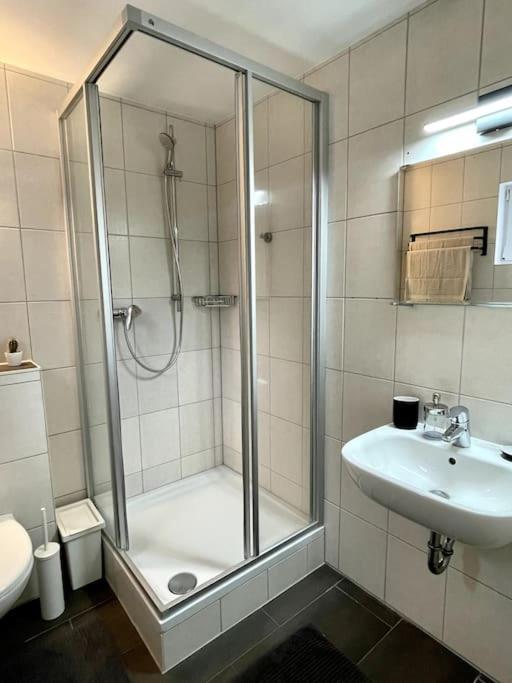 Gemuetliche Wohnung In Ruhigem Wohngebiet Aschaffenburg Buitenkant foto