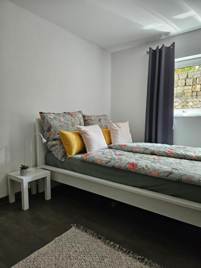 Gemuetliche Wohnung In Ruhigem Wohngebiet Aschaffenburg Buitenkant foto